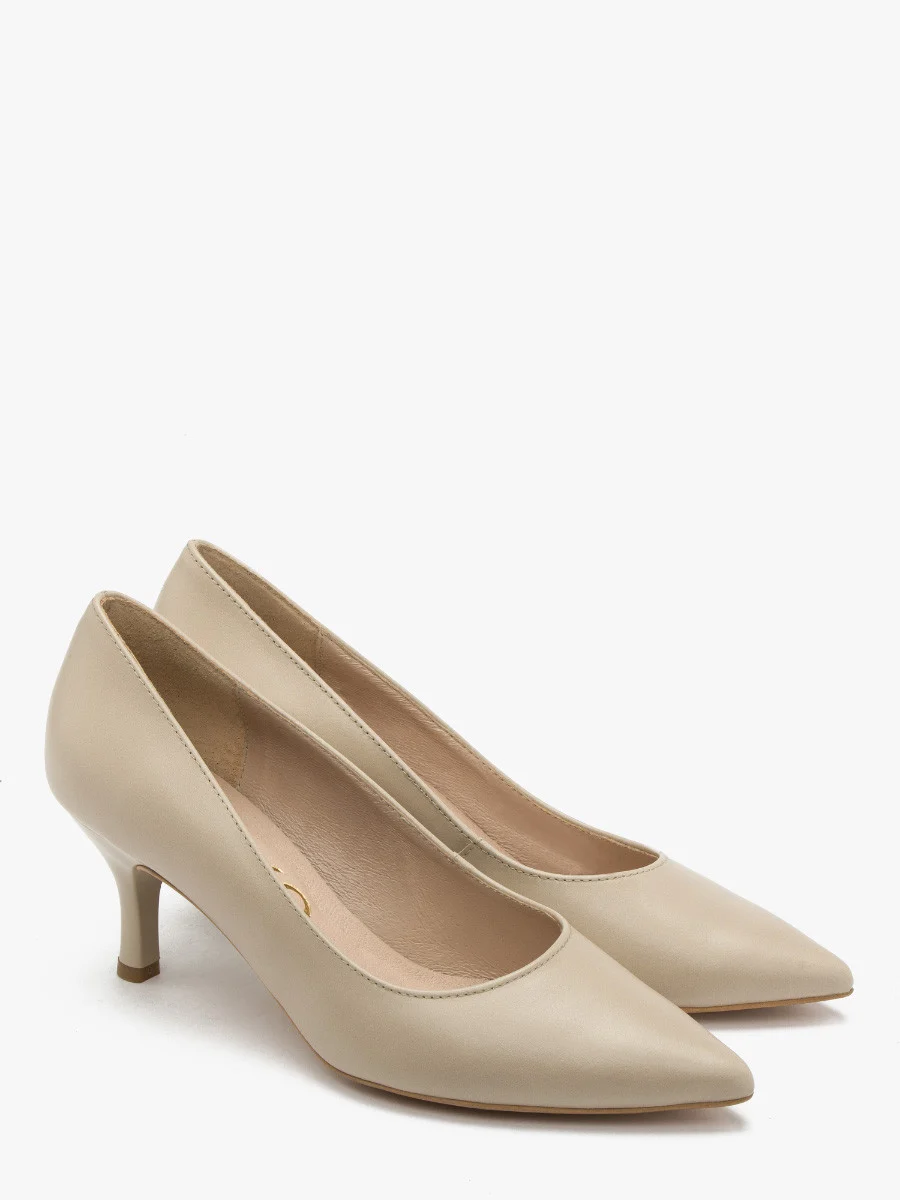 Beżowe czółenka na szpilce