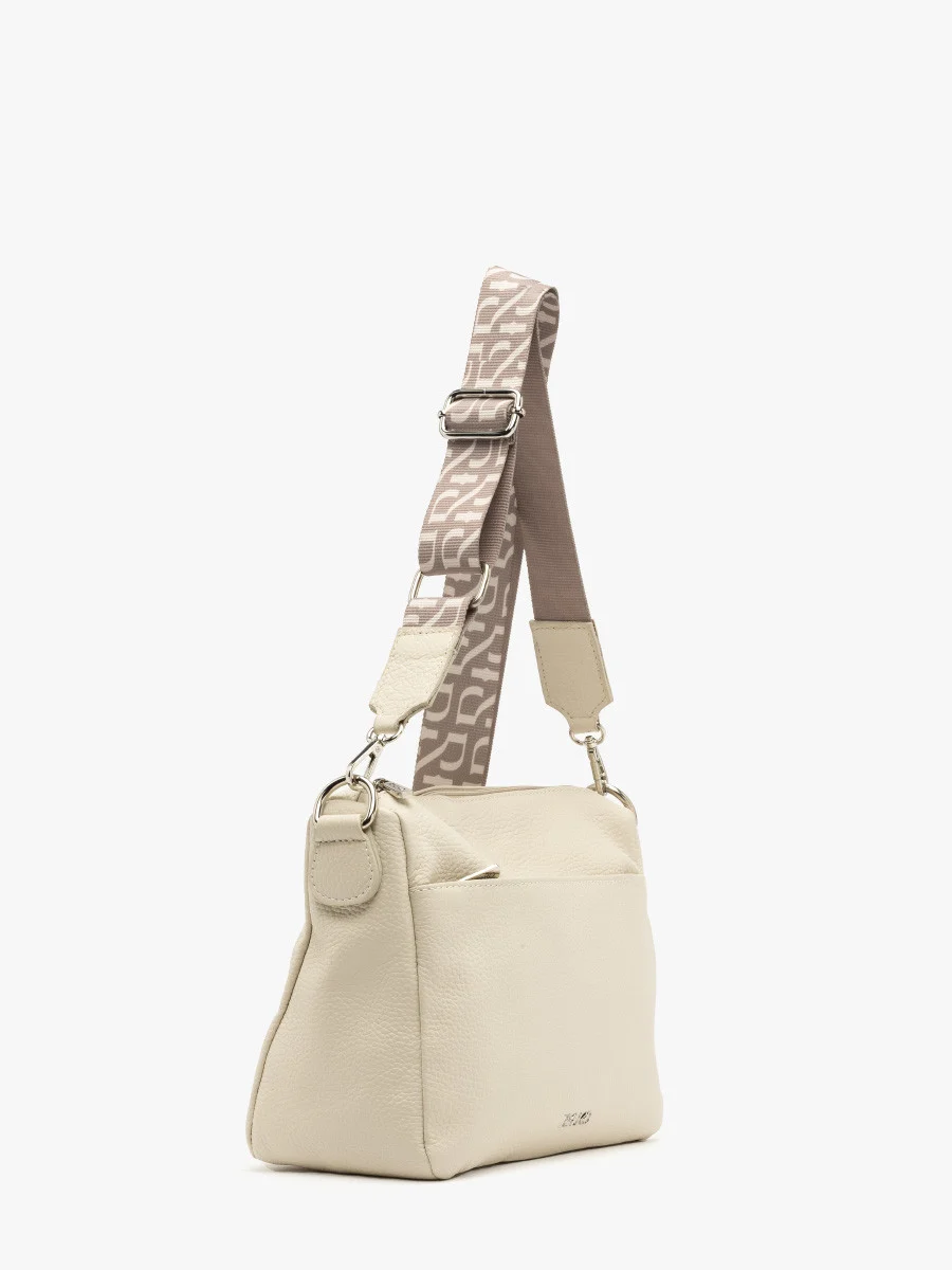 Kremowa torebka na pasku z tkaniny