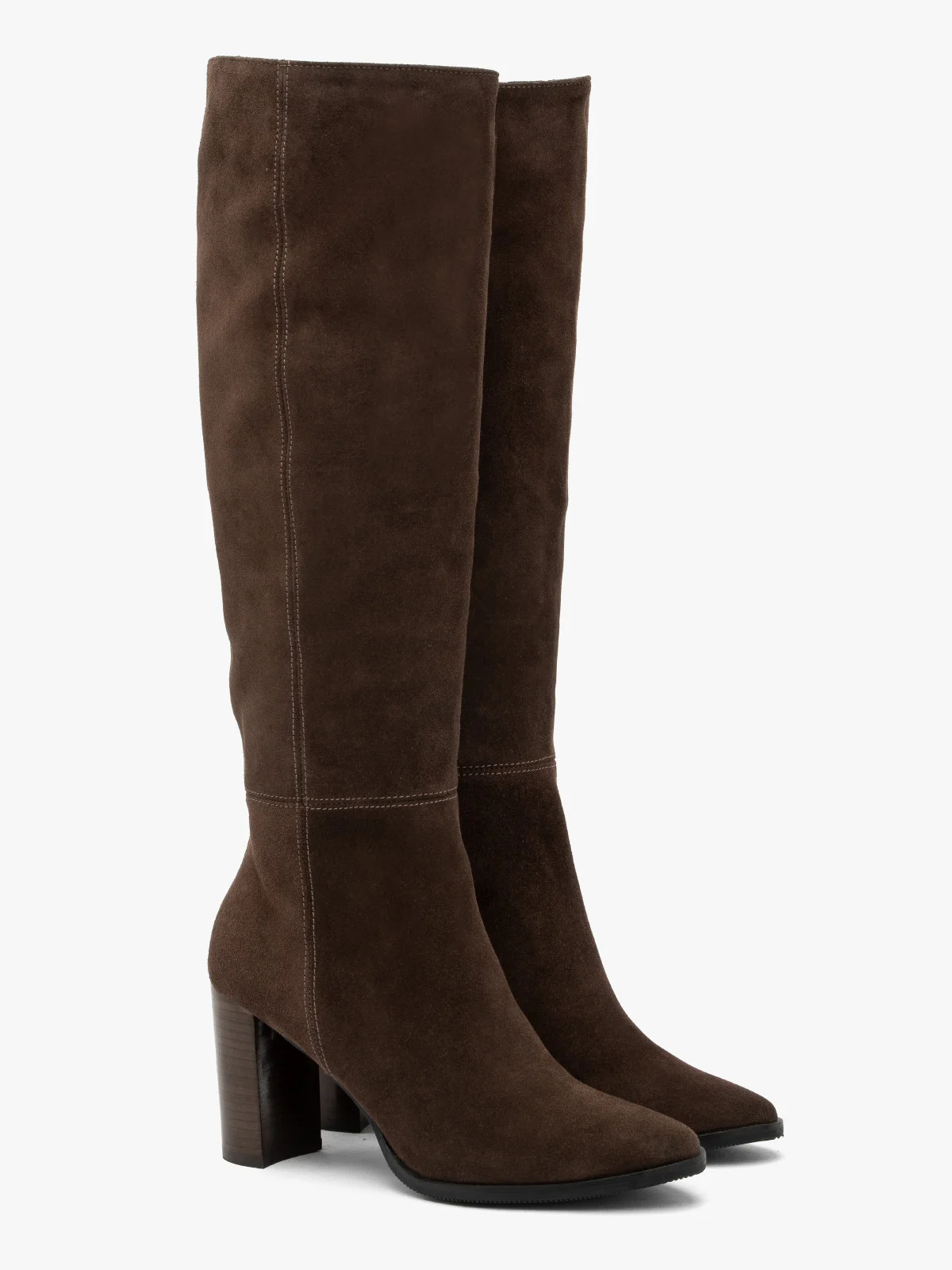 Brązowe kozaki ze skóry welurowej na obcasie ze składki skórzanej