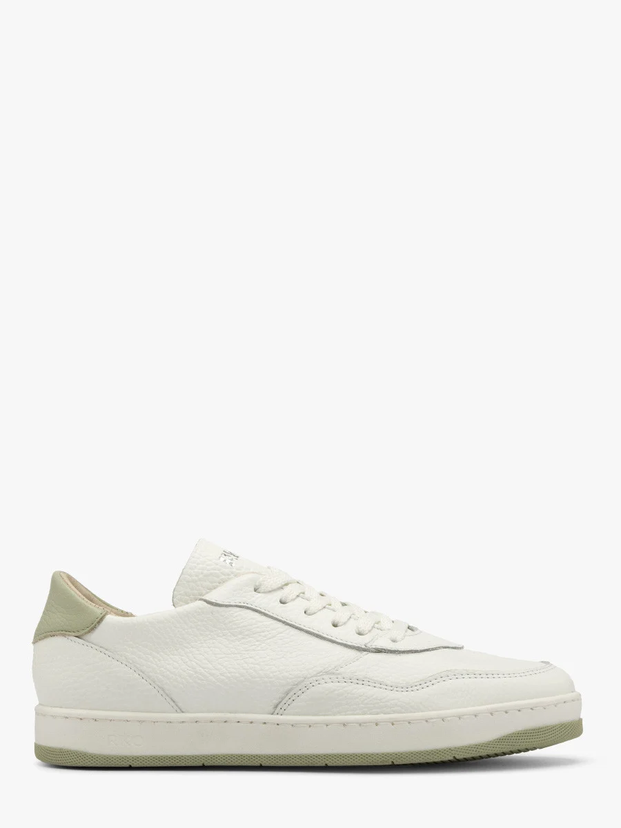 Białe półbuty sportowe z miętową wstawką na pięcie