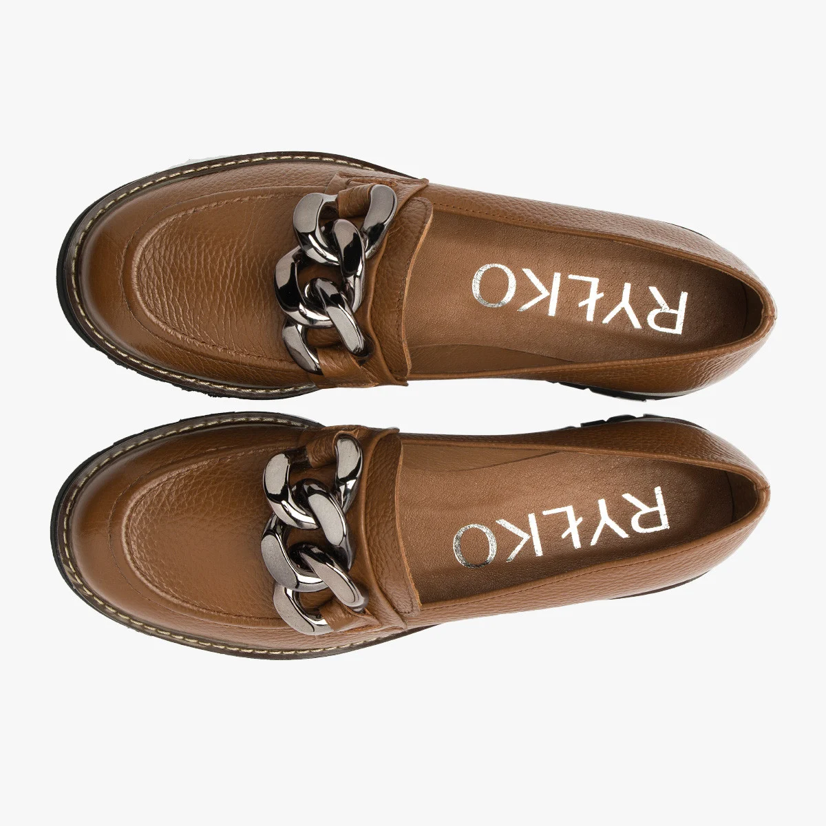 Brązowe mokasyny z łańcuchem