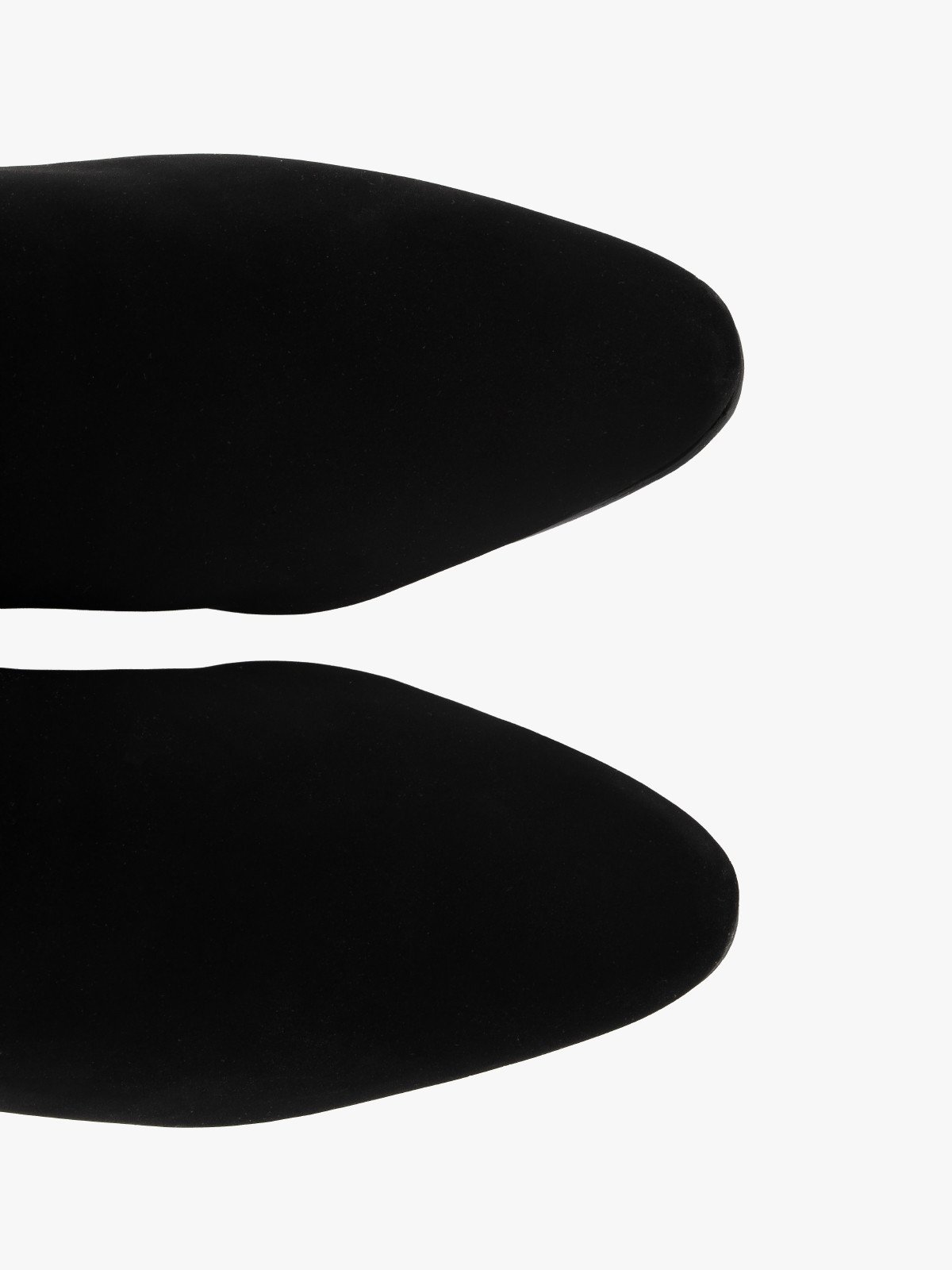 Wysokie elastyczne kozaki na słupkowym obcasie