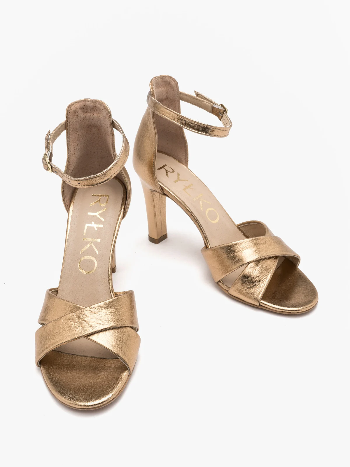 Złote sandały na obcasie