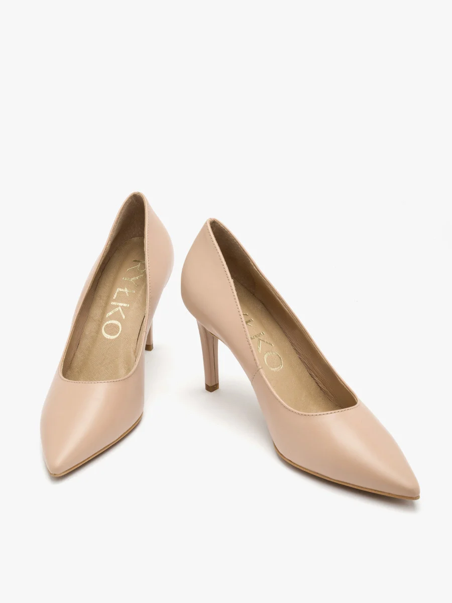Beżowe czółenka na szpilce