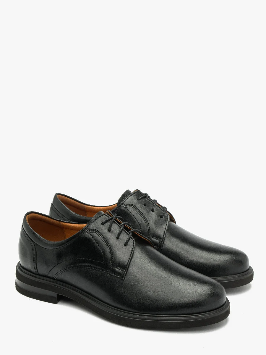 Czarne półbuty na lekkim spodzie