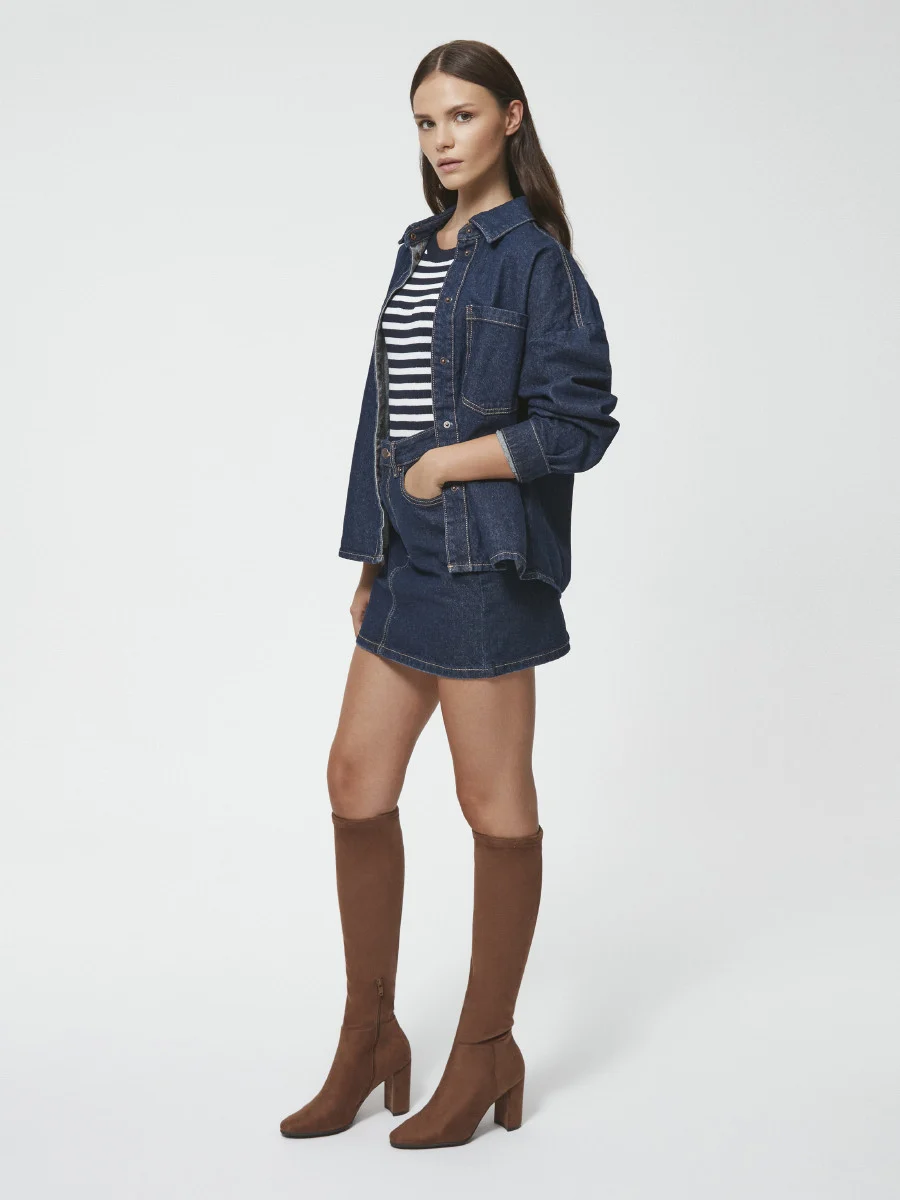 Jasnobrązowe kozaki z elastyczną cholewką