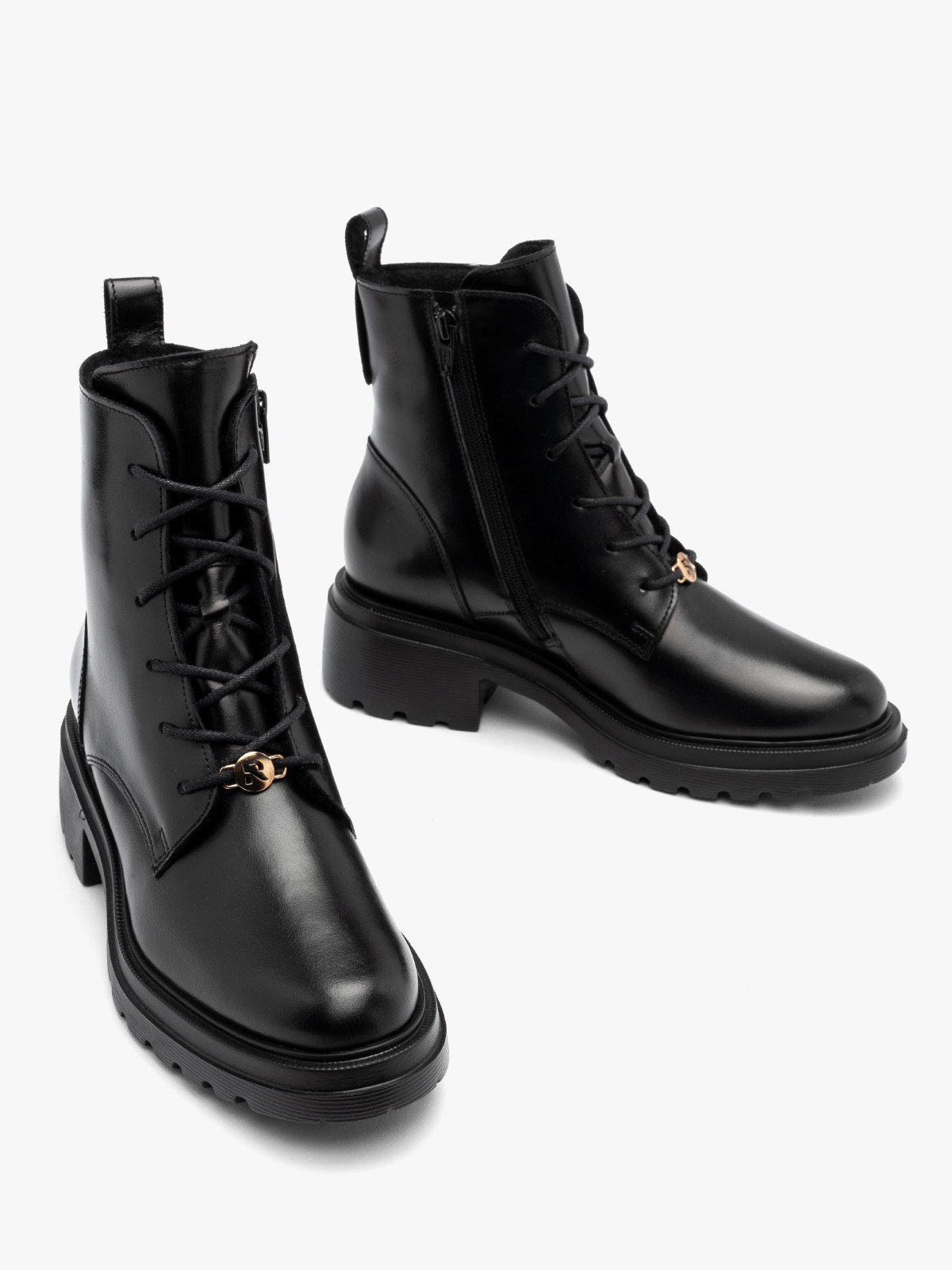 Czarne trzewiki damskie na masywnym spodzie