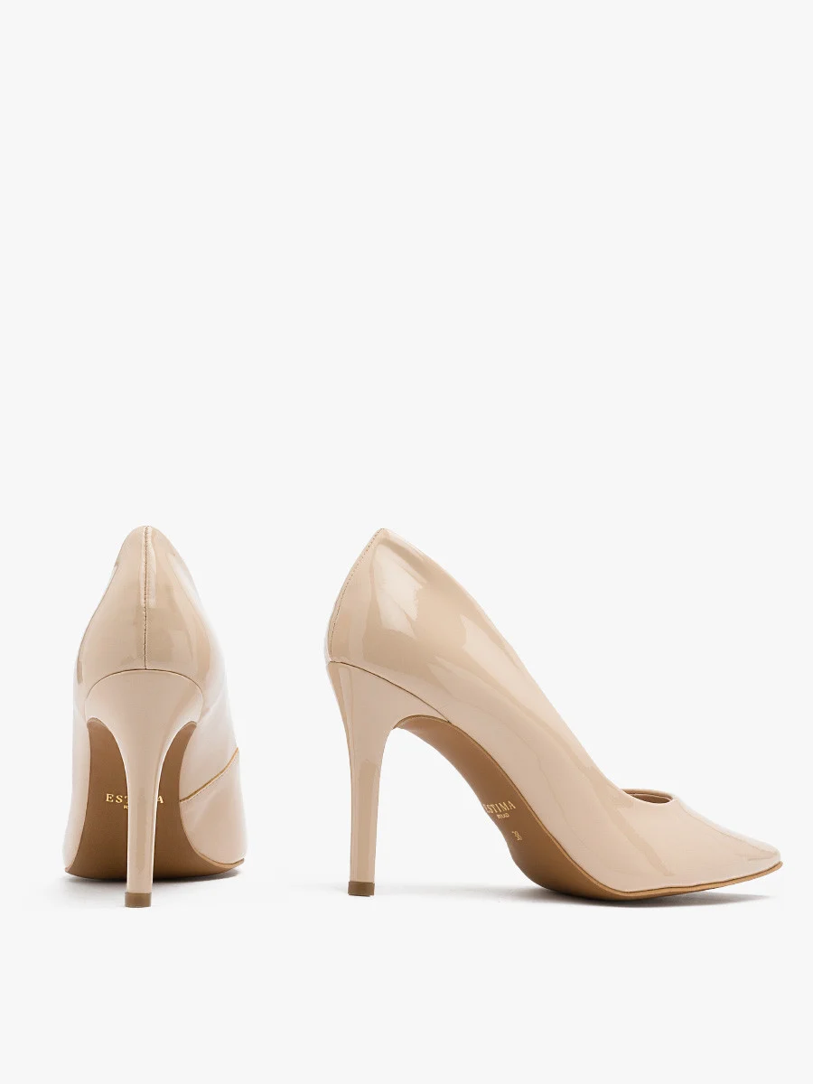 Beżowe, lakierowane czółenka na wysokiej szpilce