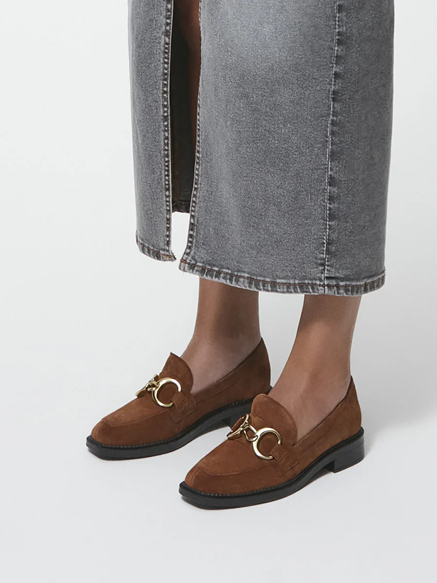 Rude mokasyny na płaskiej podeszwie