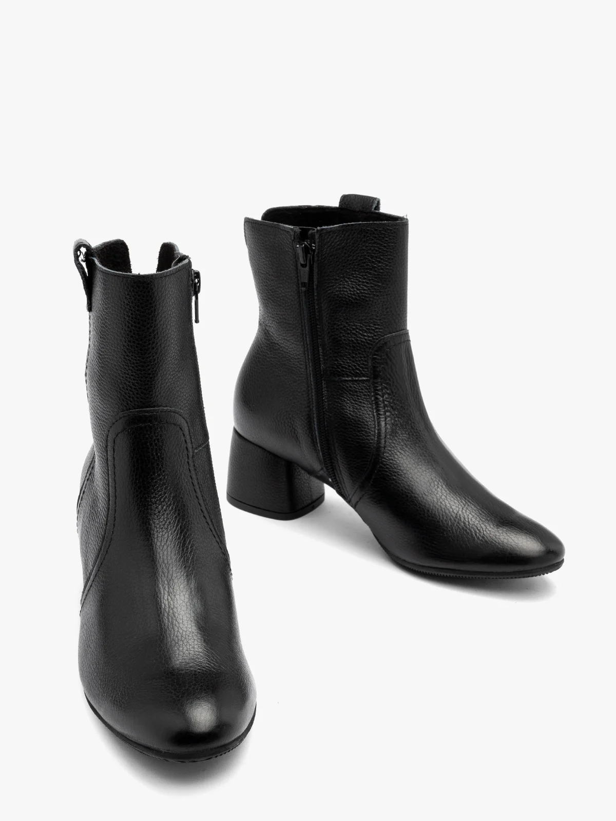 Czarne botki damskie na niskim klocku