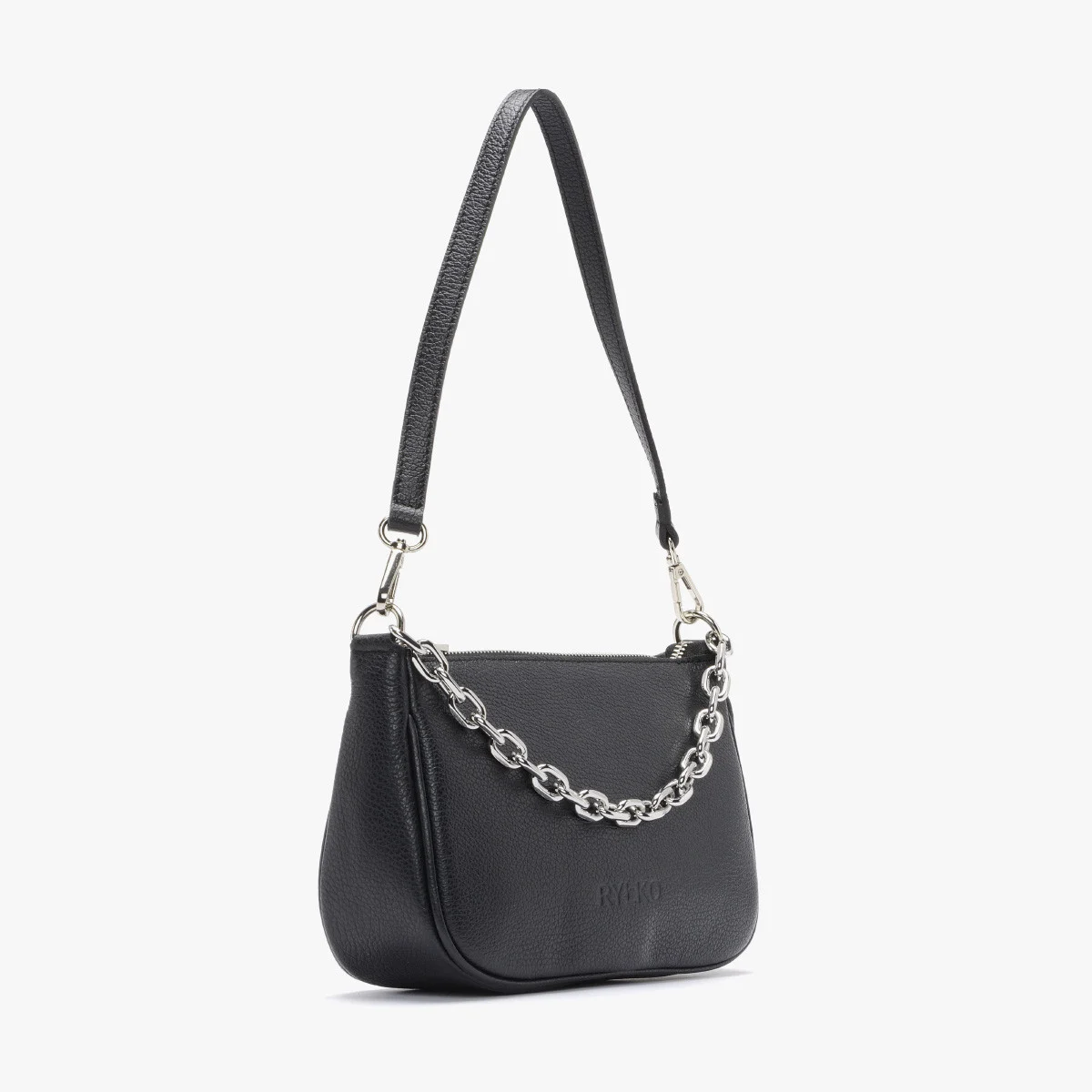 Torebka ze srebrnym łańcuchem