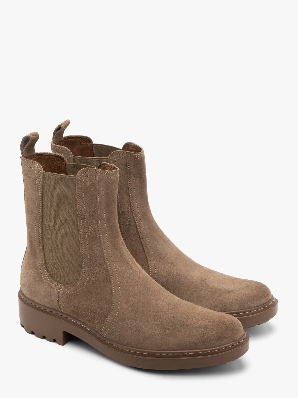 Beżowe, welurowe sztyblety damskie na lekkim spodzie