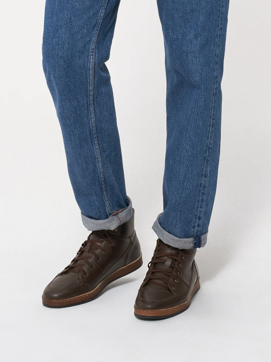 Ciemnobrązowy trzewik męski