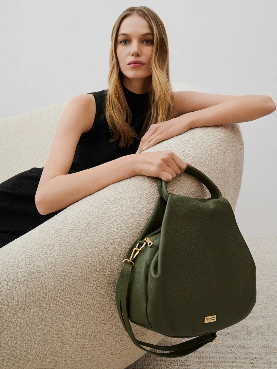 Oliwkowa miękka torebka