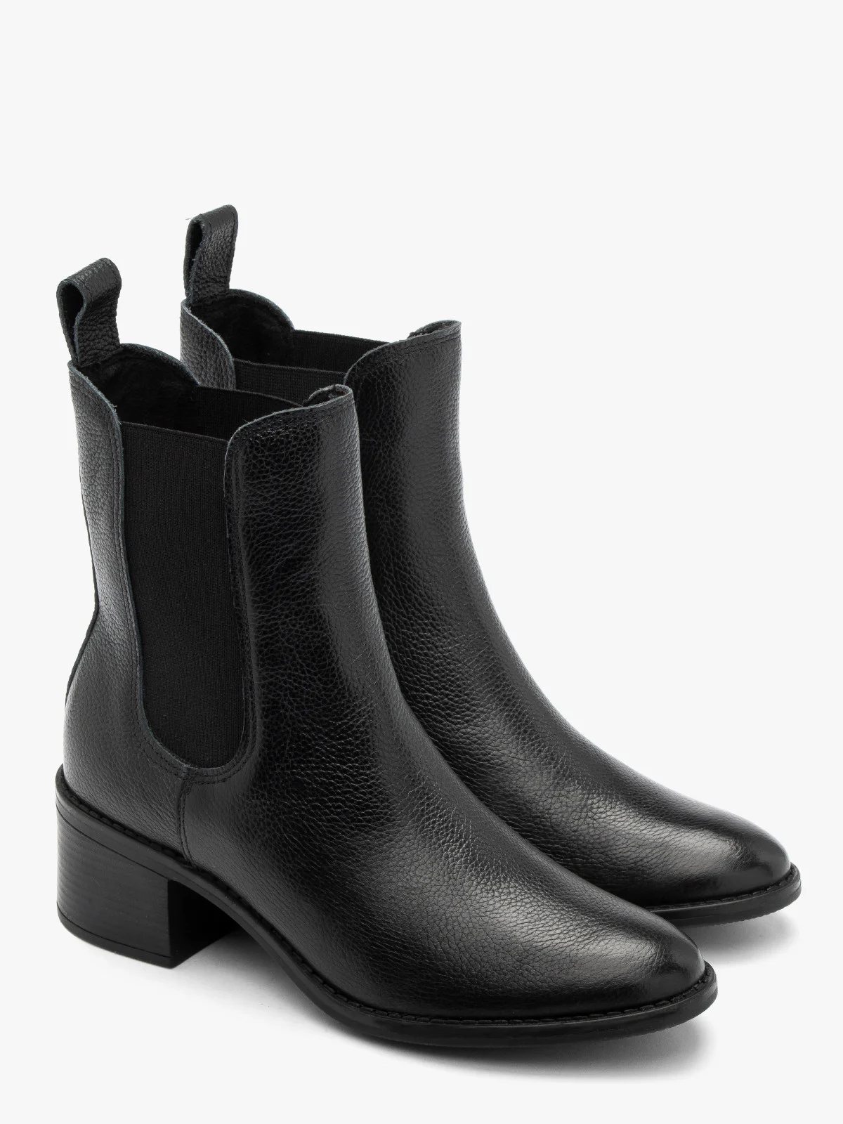 Czarne sztyblety damskie na obcasie