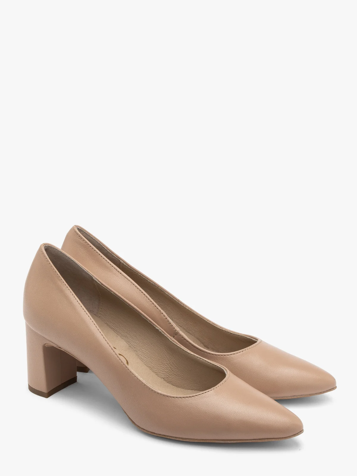 Beżowe czółenka damskie na słupku