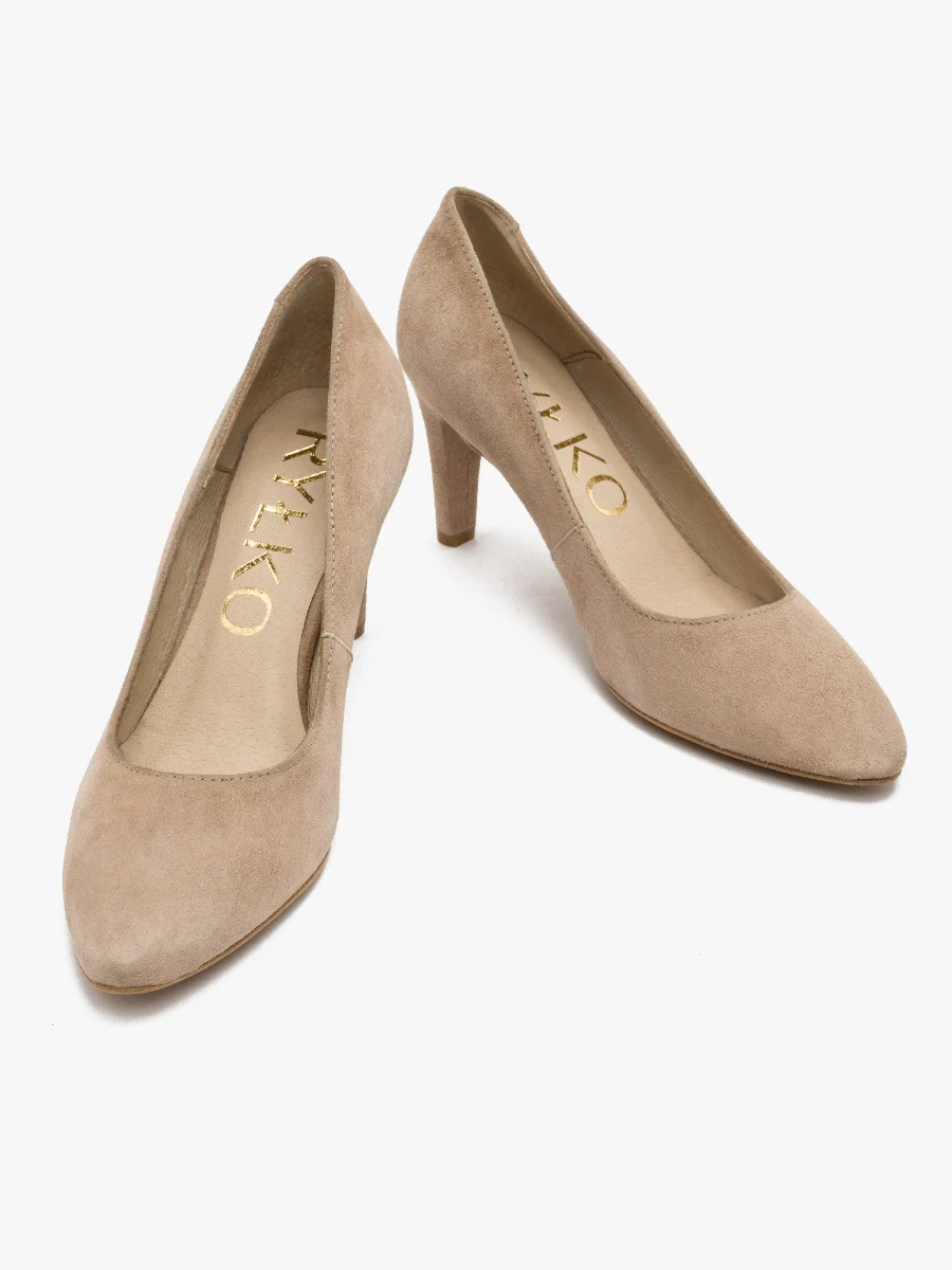 Czółenka na szpilce