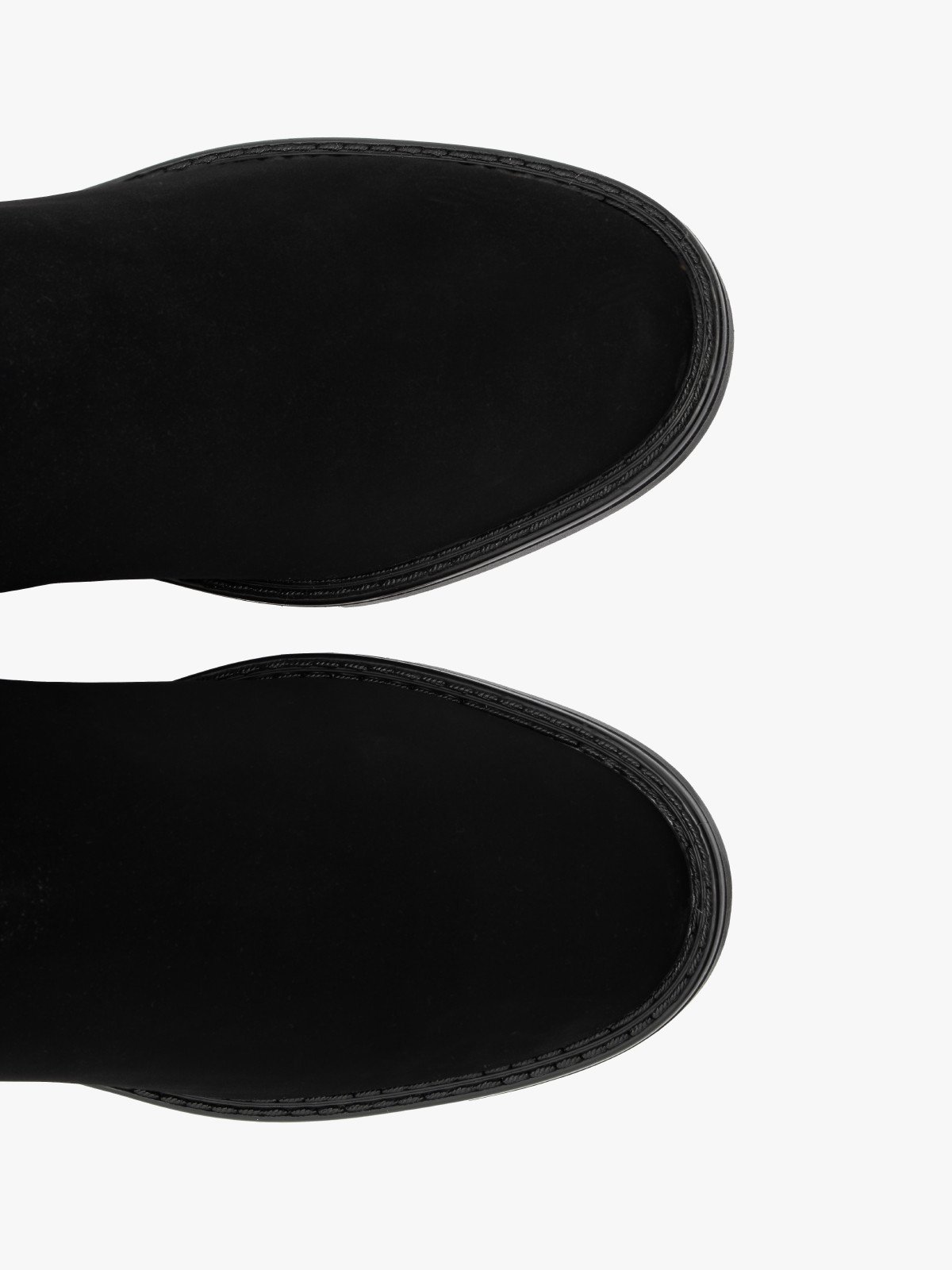 Elastyczne kozaki z wąską cholewką