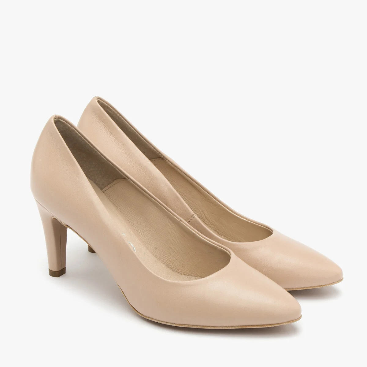 Beżowe czółenka na szpilce