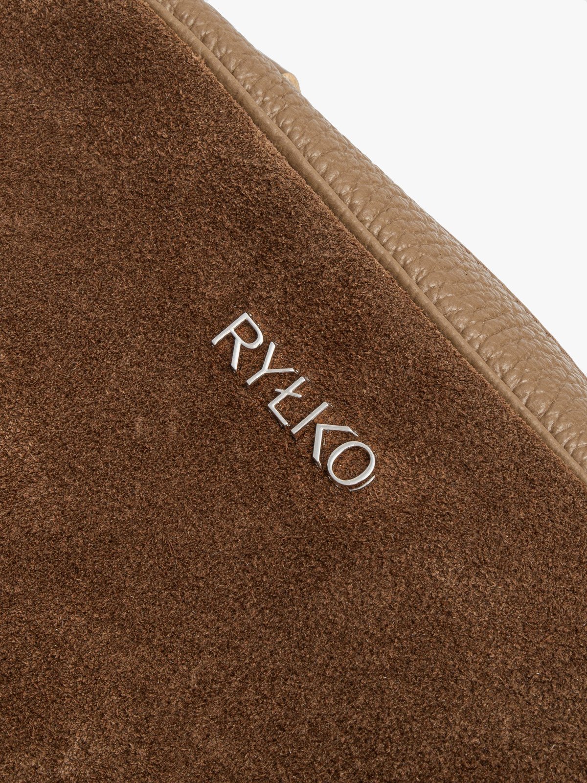 Ciemnobeżowa torebka listonoszka z frędzlem