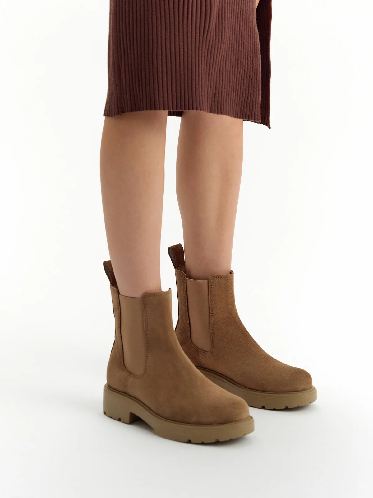 Beżowe sztyblety damskie na lekkiej podeszwie