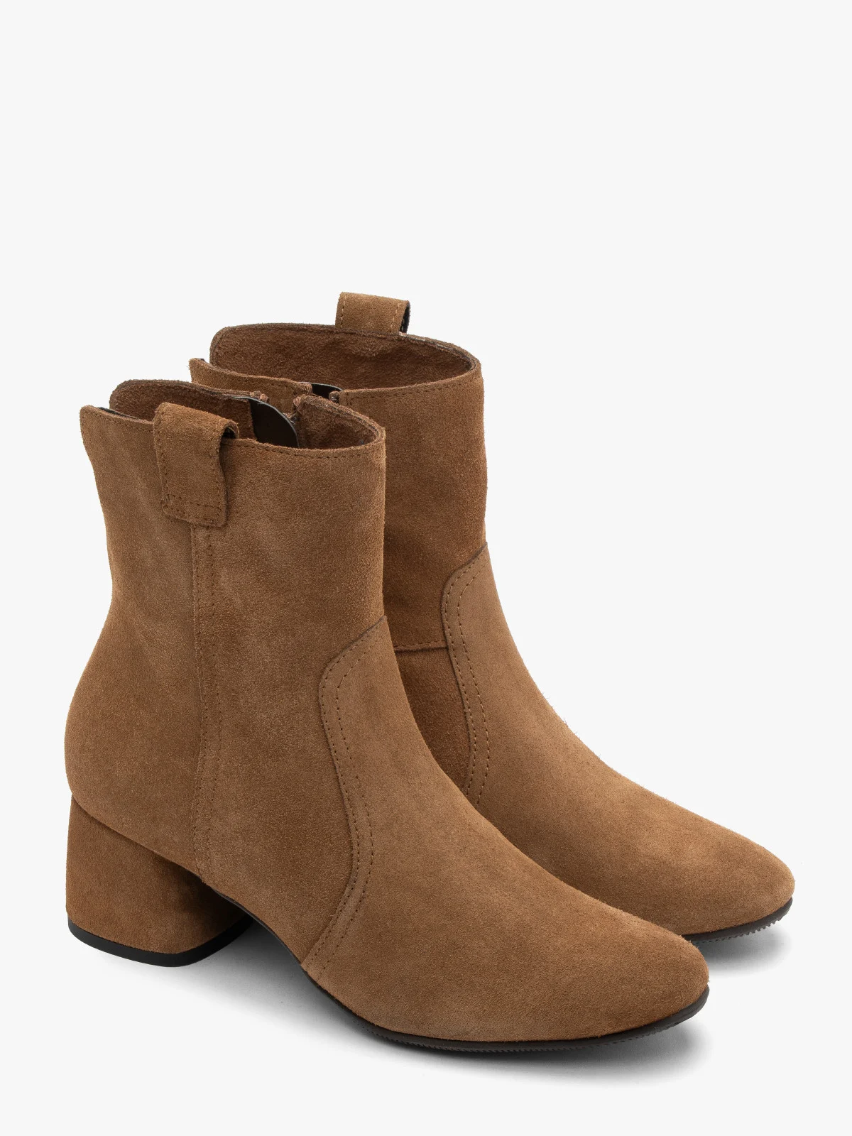 Rude botki z weluru na niskim obcasie