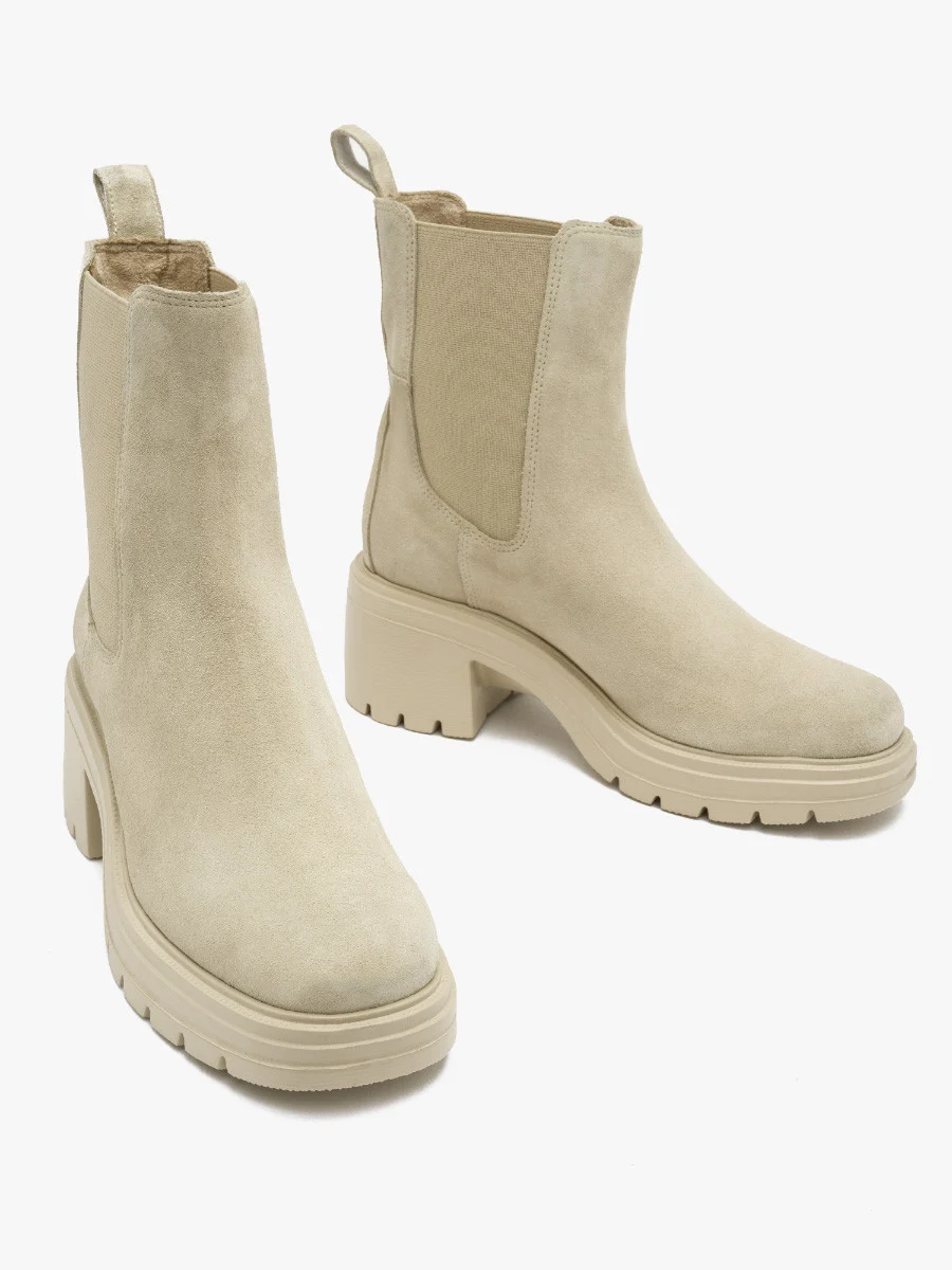 Beżowe sztyblety damskie