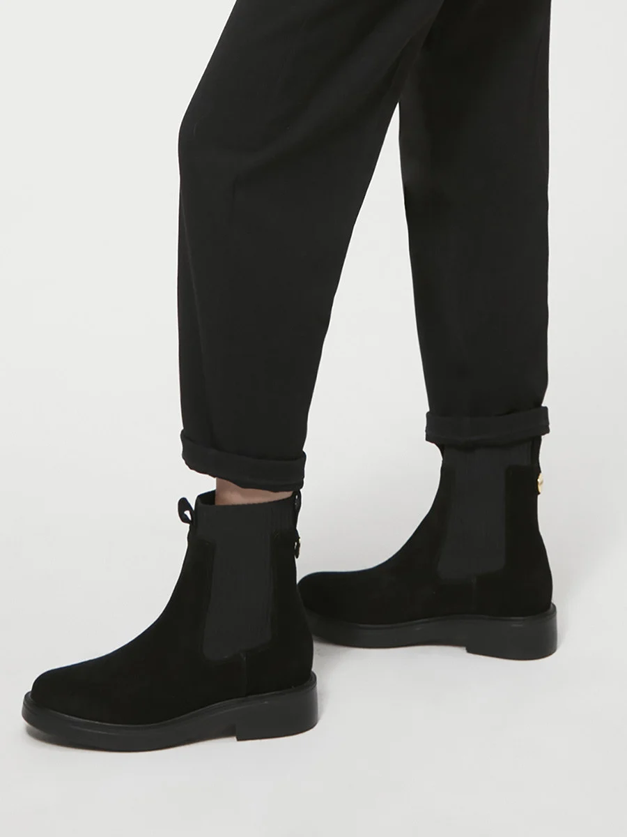 Czarne sztyblety damskie z elastyczną gumą