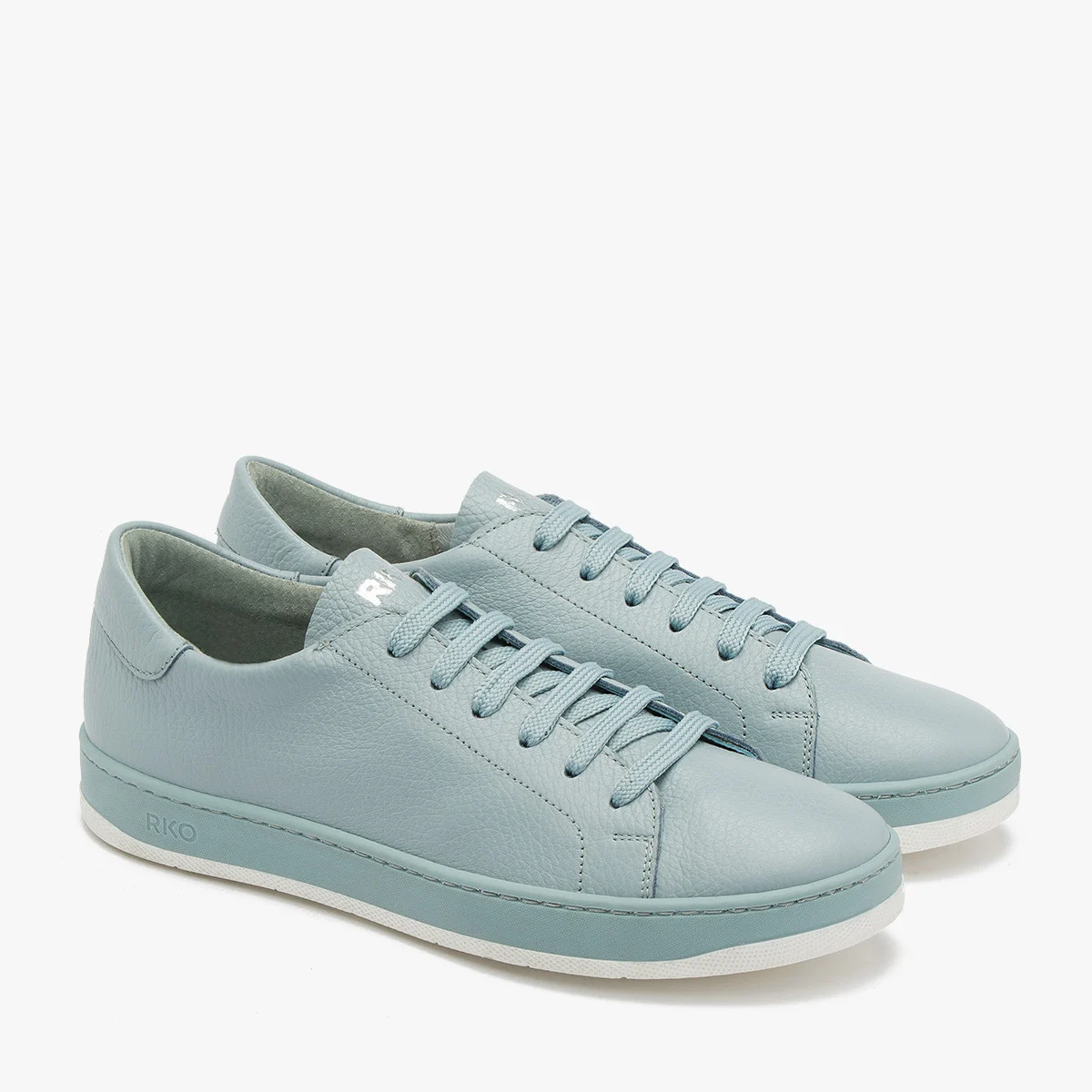 Niebieskie półbuty sportowe