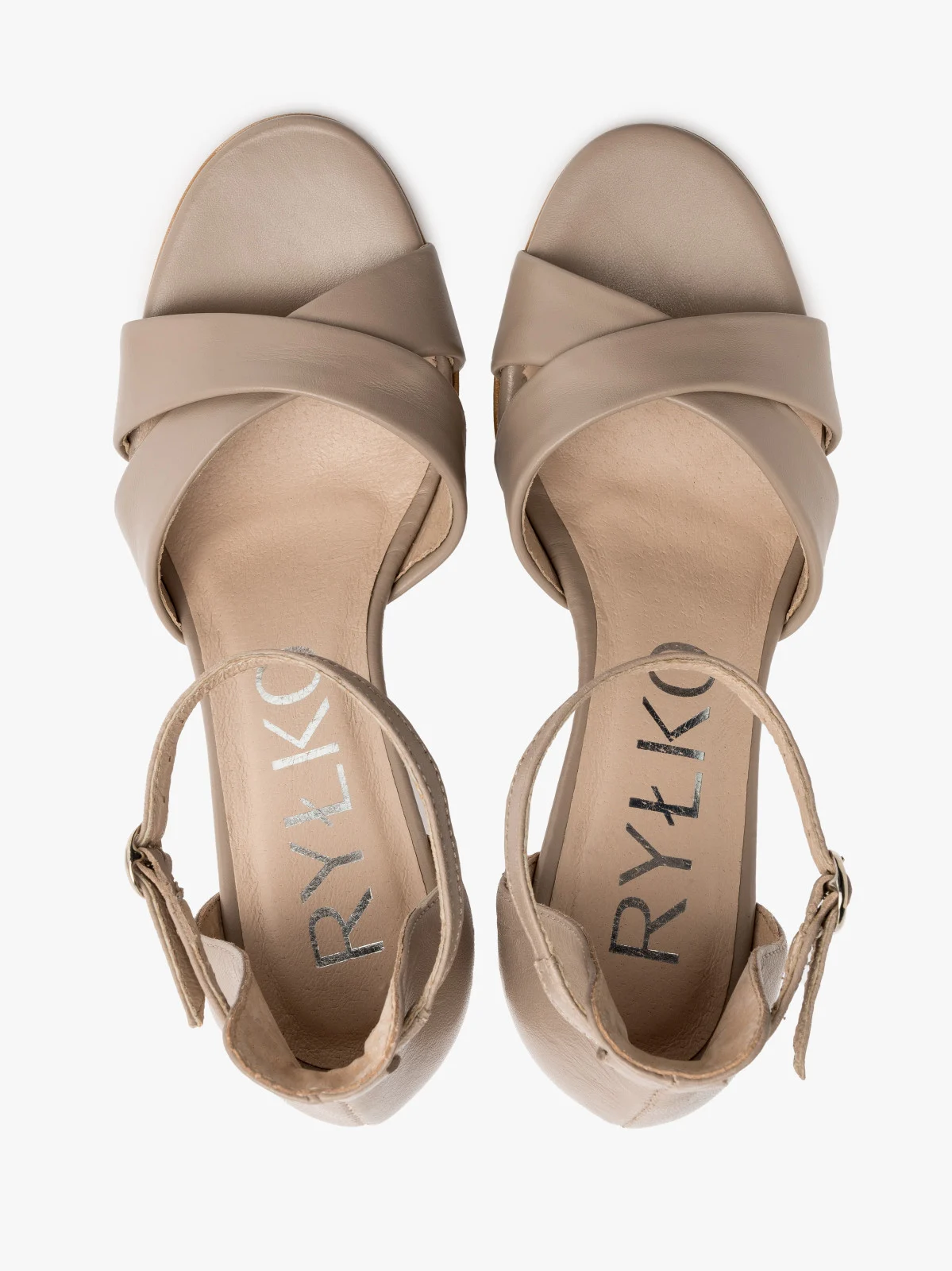 Beżowe sandały na szpilce