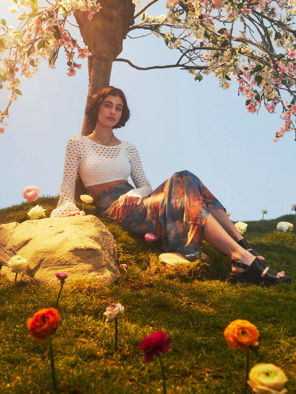 Czarne sandały na masywnym spodzie