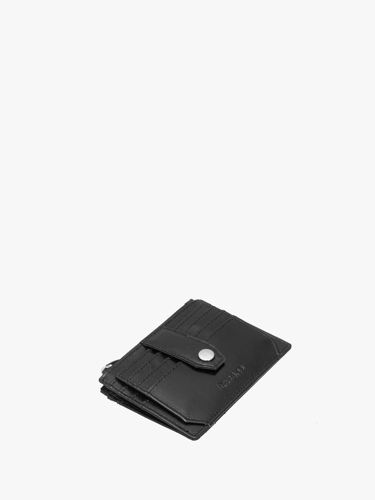 Czarne skórzane etui na karty