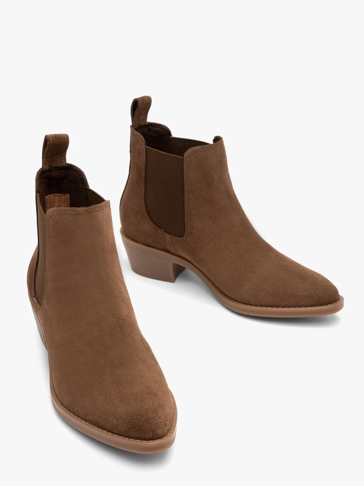 Brązowe sztyblety ze skóry welurowej z noskiem w szpic