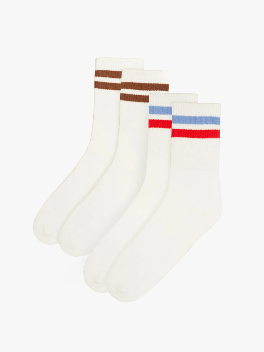 Białe skarpety bawełniane w paski