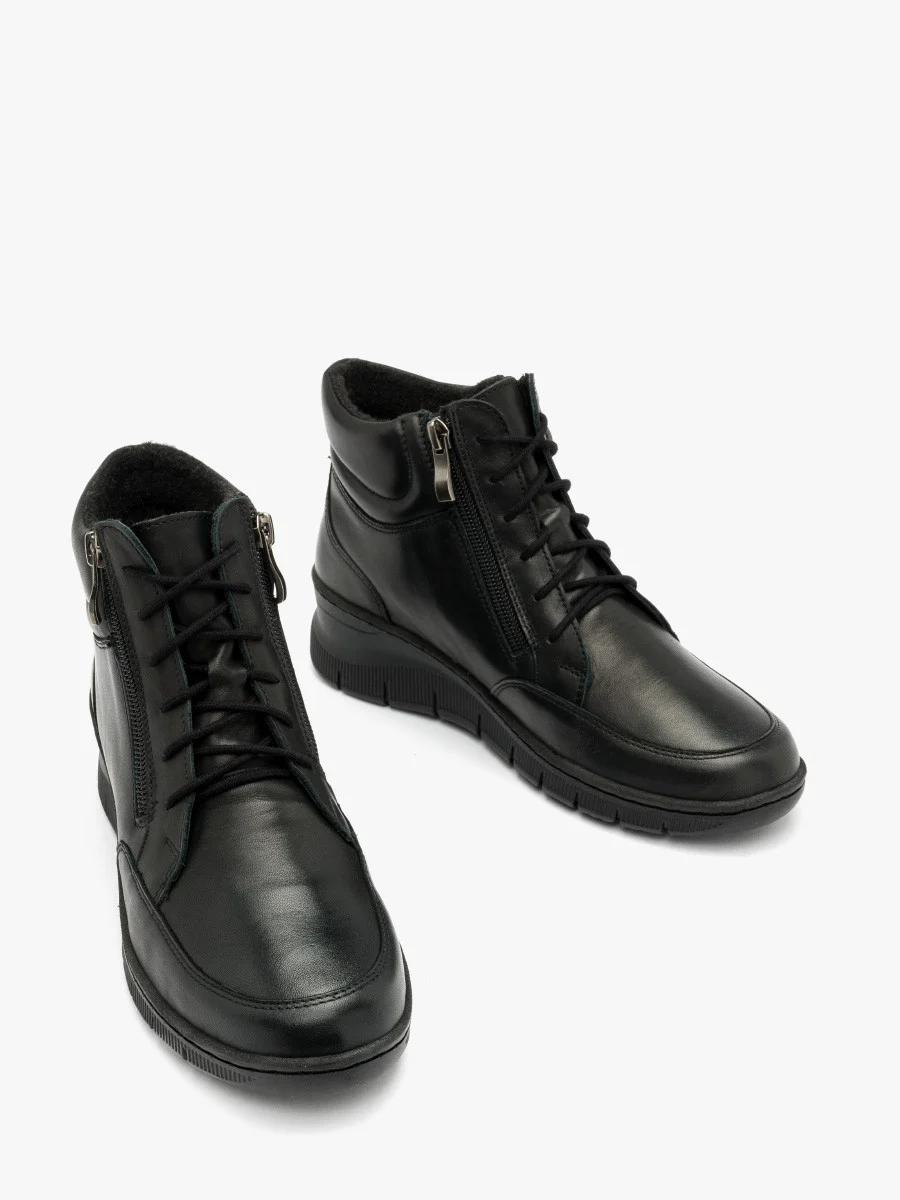 Czarne trzewiki damskie