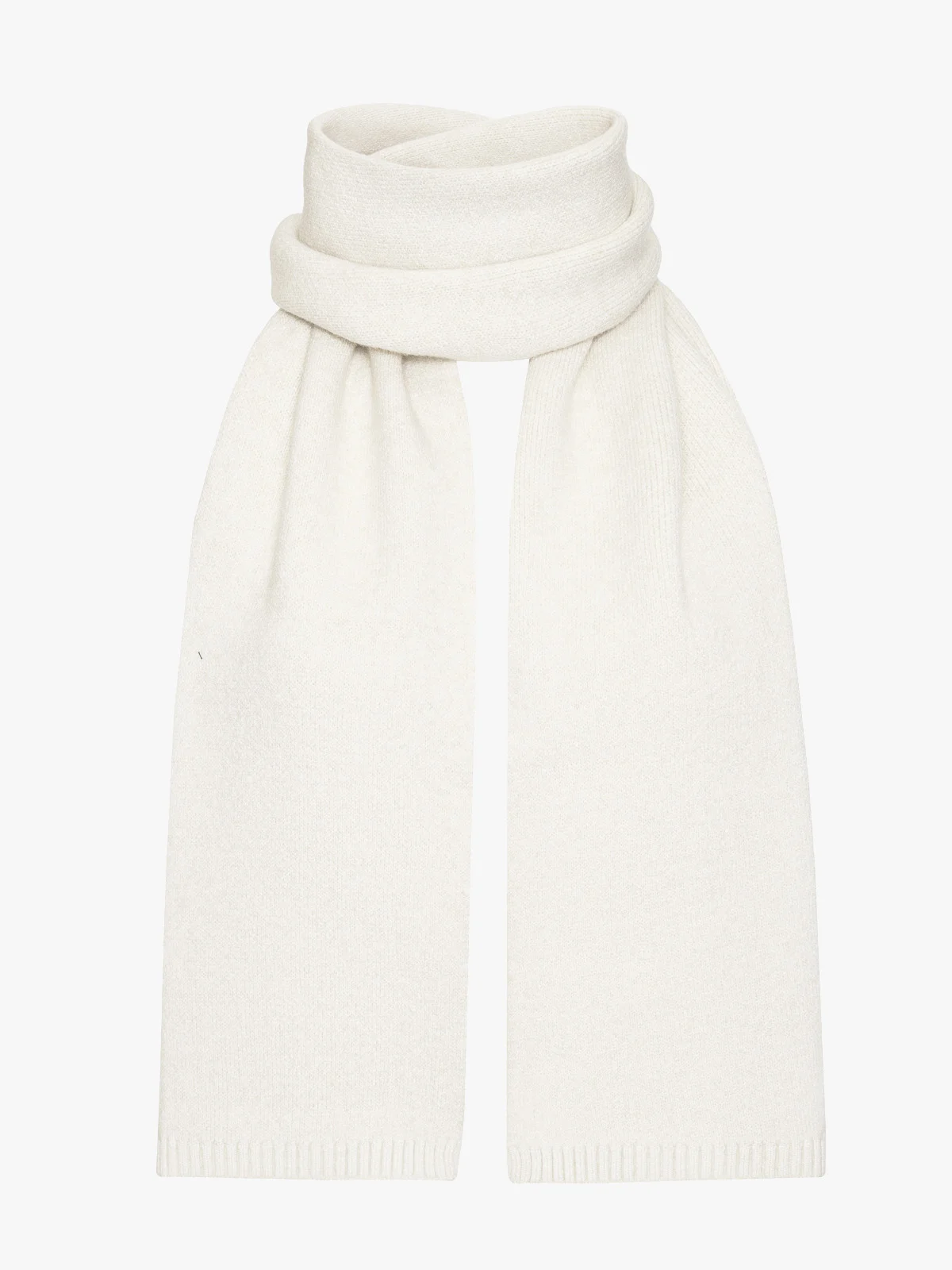 Czapka i szalik wykonane z elastycznej tkaniny z domieszką wełny w kolorze kremowym