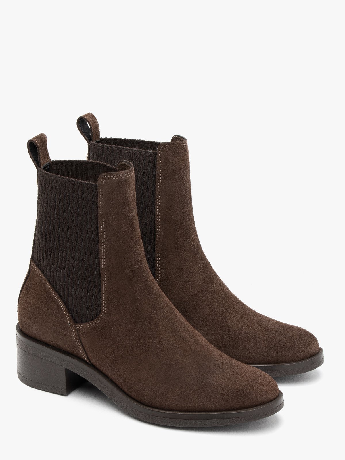 Brązowe sztyblety damskie z ozdobną gumą