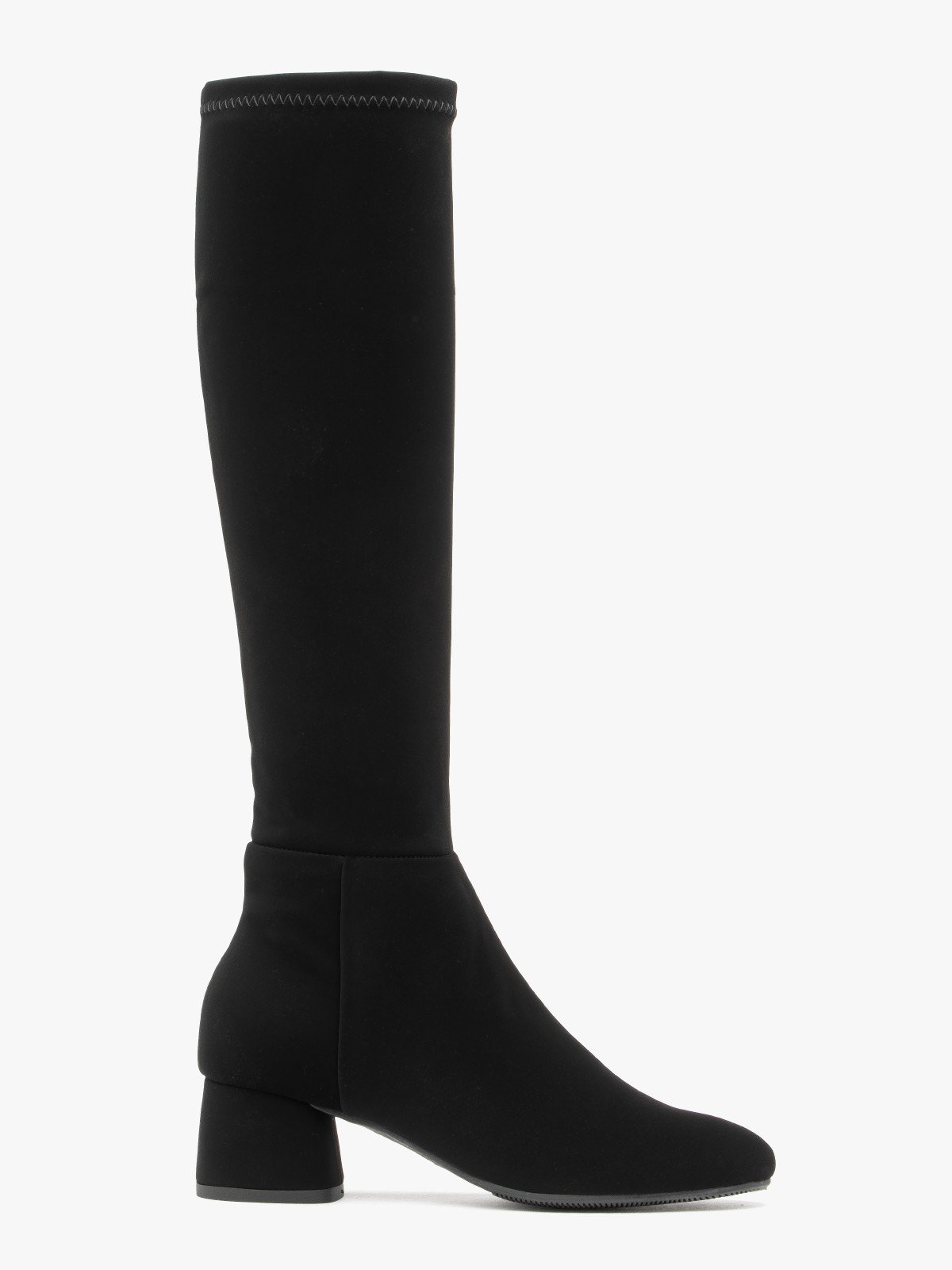 Elastyczne kozaki z wąską cholewką na niskim obcasie