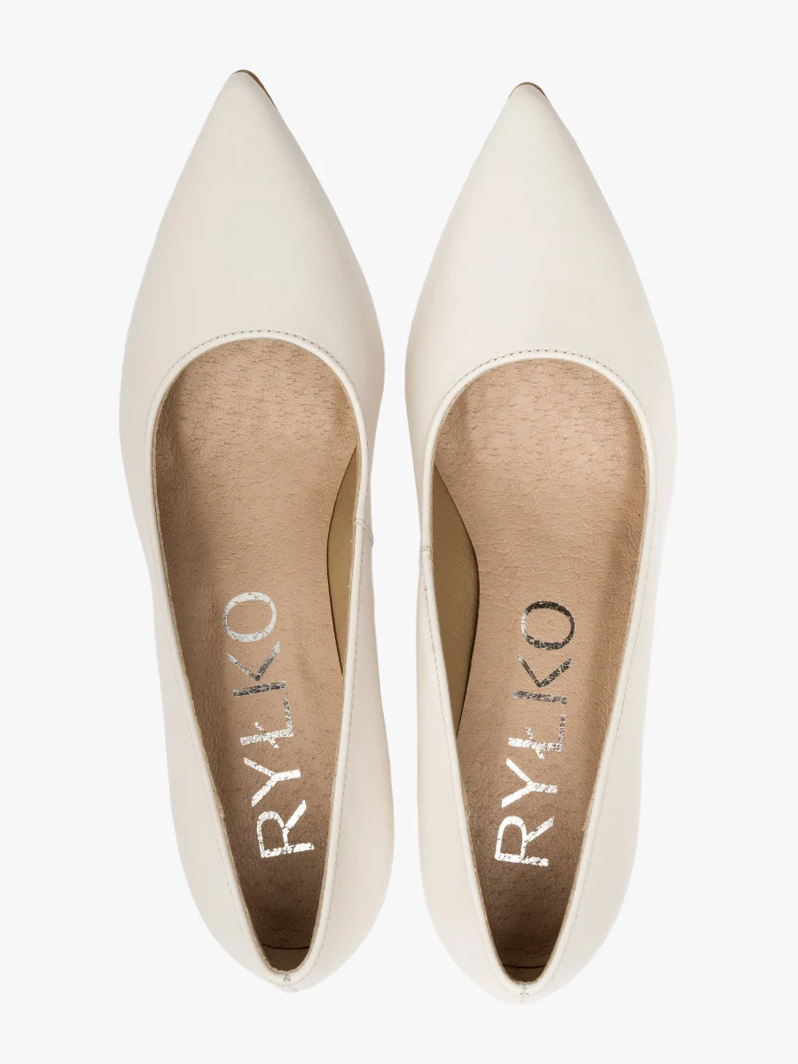 Kremowe czółenka damskie