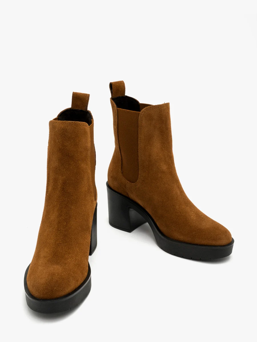 Brązowe sztyblety damskie