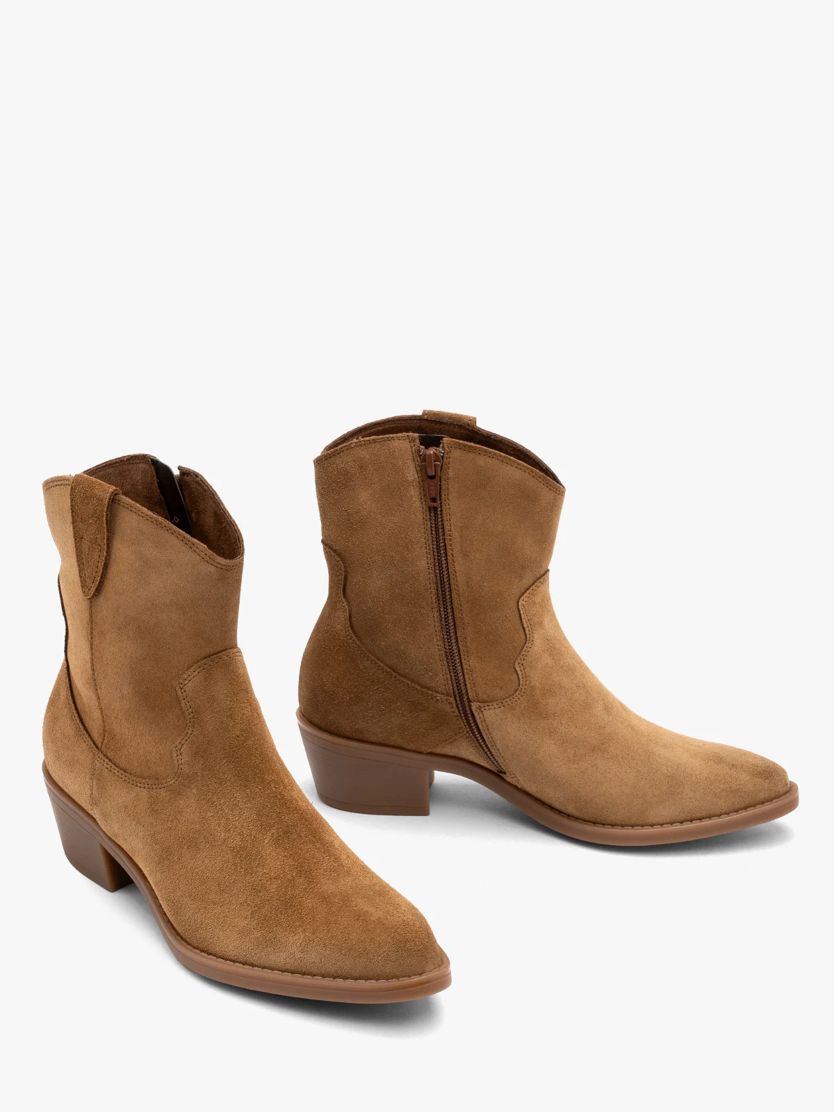 Rude botki typu kowbojki ze skóry welurowej