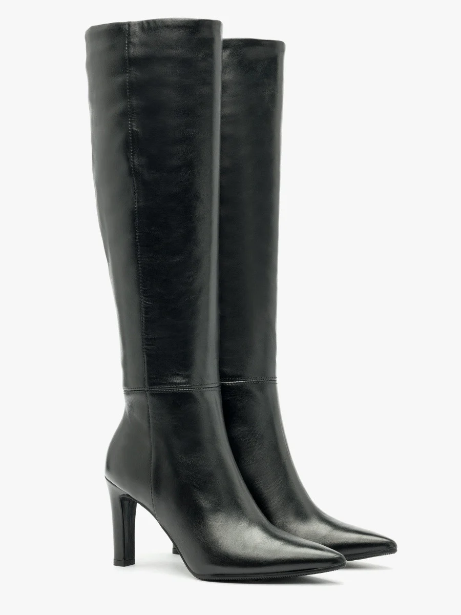 Czarne kozaki na obcasie