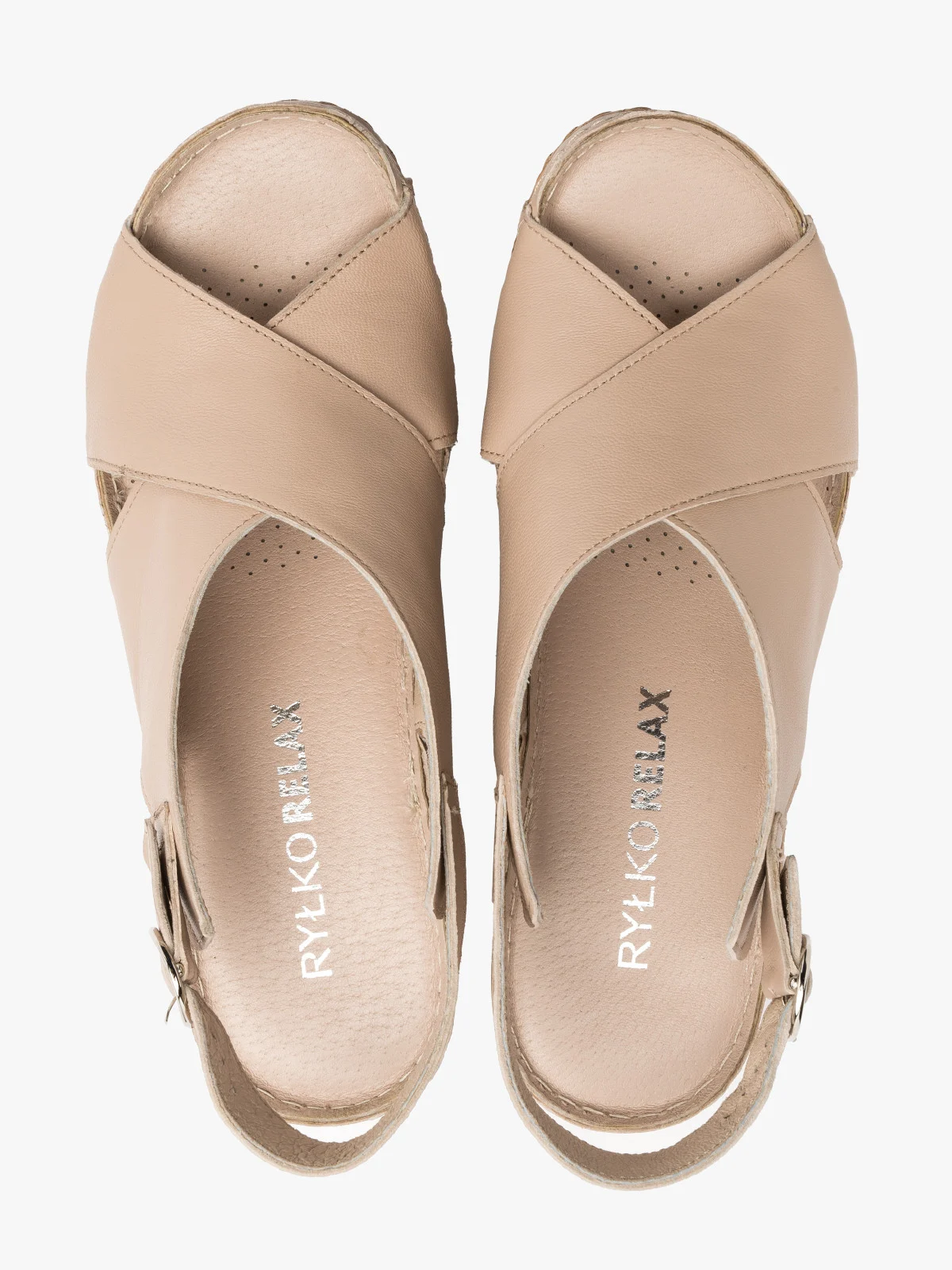 Beżowe sandały na platformie