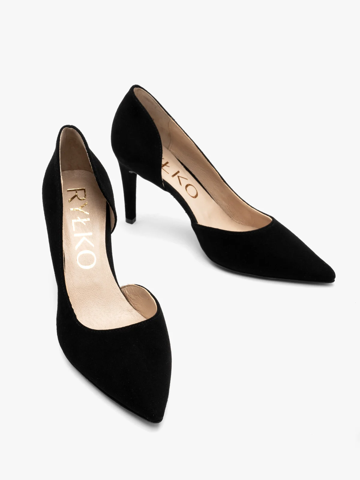 Czarne, welurowe czółenka z dekoracyjną cholewką