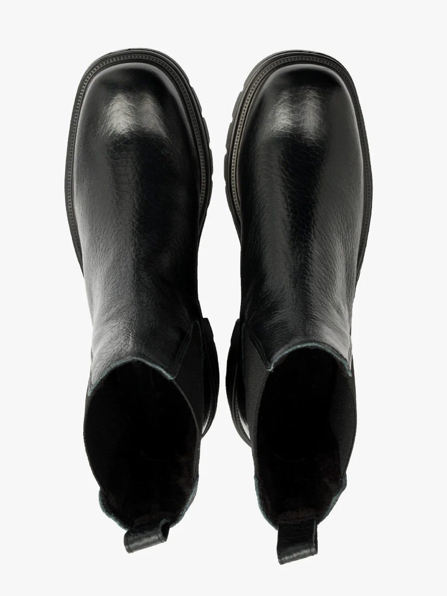 Czarne sztyblety damskie z gumą na cholewce