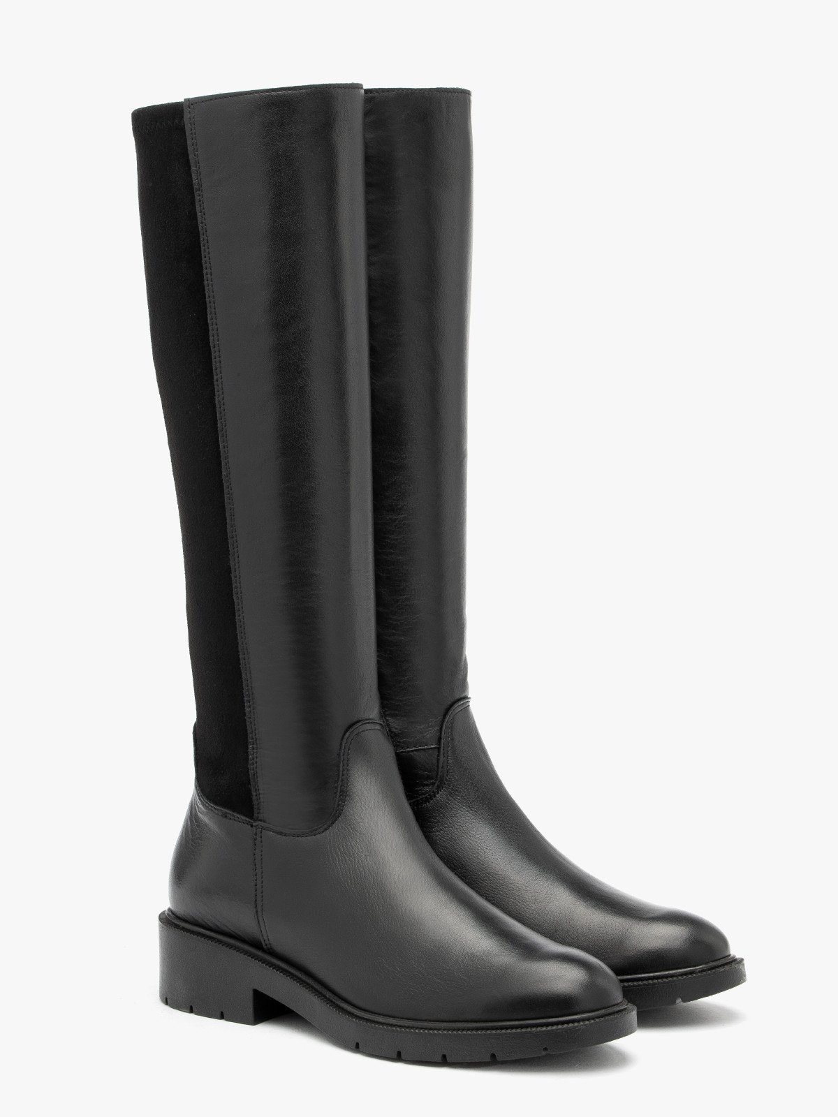 Czarne kozaki z elastyczną wąską cholewką