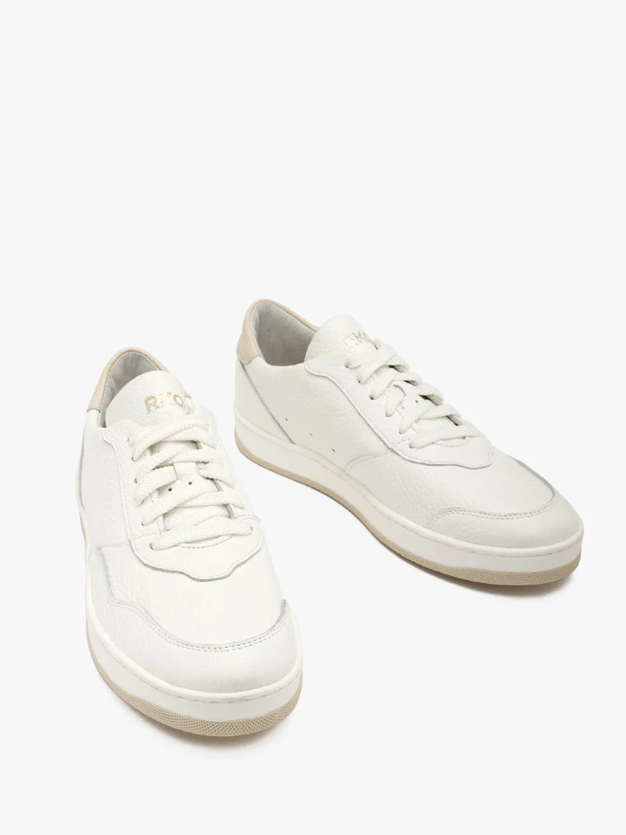 Białe półbuty sportowe z beżową wstawką na pięcie