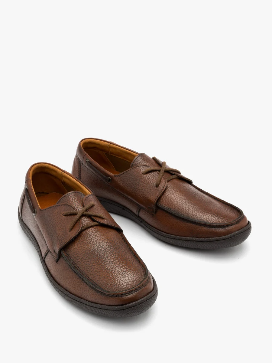 Brązowe półbuty męskie