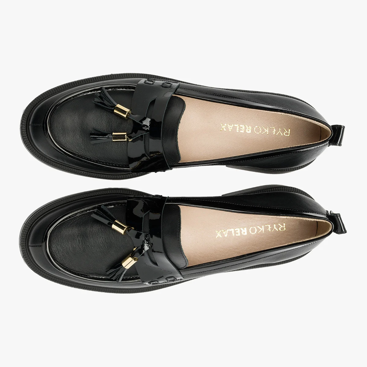 Czarne mokasyny z ozdobnymi frędzlami