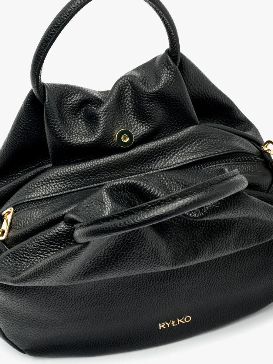 Czarna miękka torebka